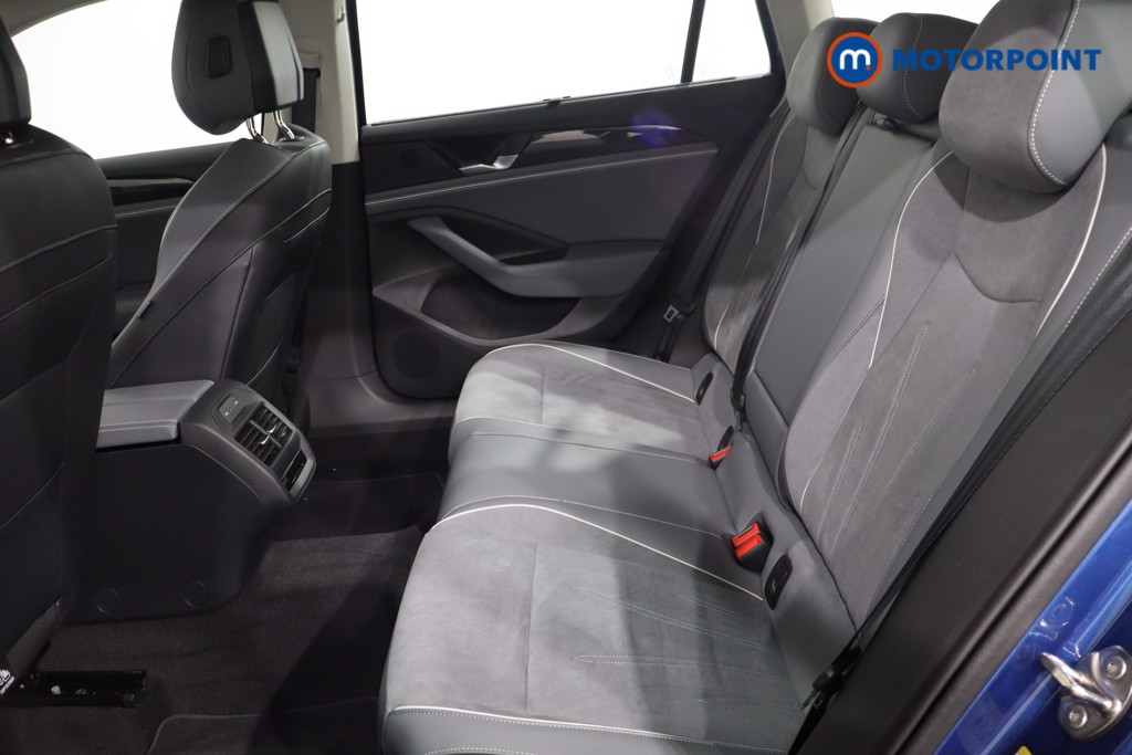 Used Volkswagen Passat 2025 for sale - 77935380: Photo 13