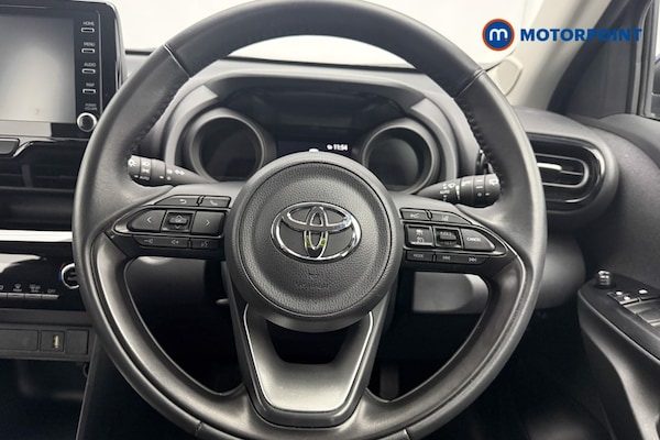 Used Toyota Yaris Cross 2023 for sale - 76278993: Photo 12