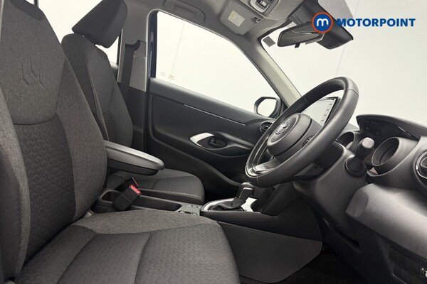 Used Toyota Yaris Cross 2023 for sale - 76278993: Photo 15