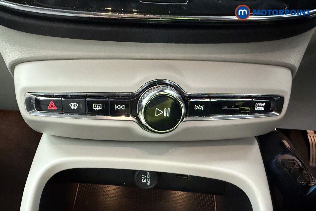 Used Volvo XC40 for sale - 78196915: Photo 20