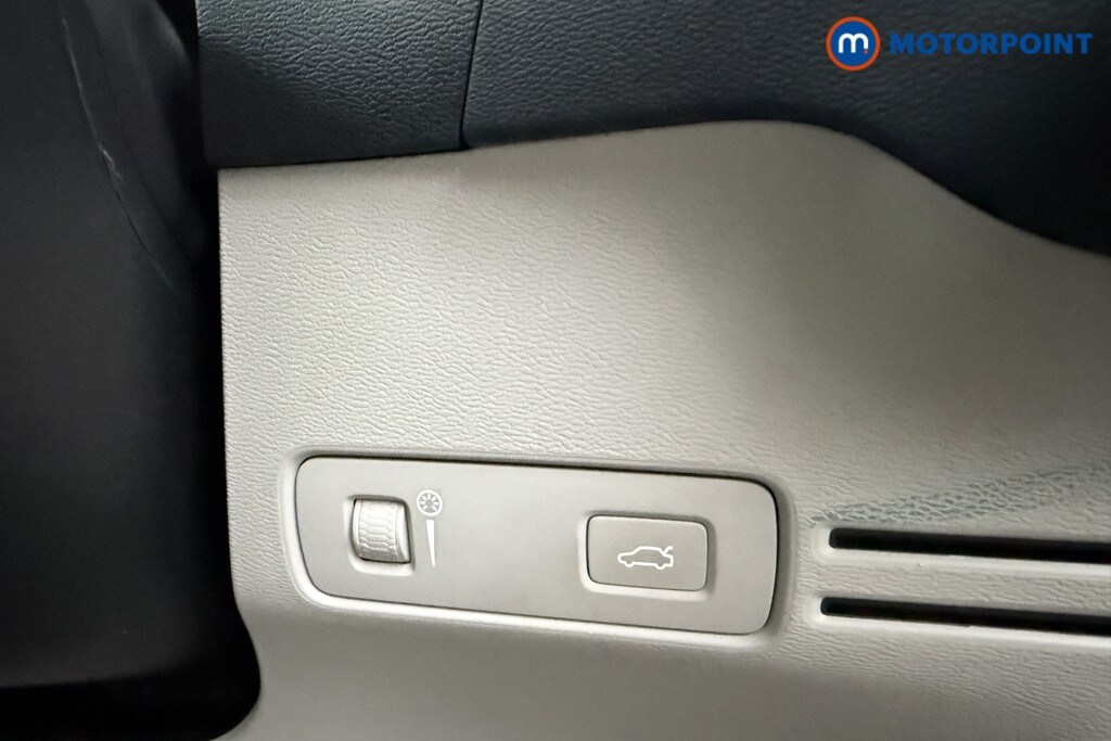 Used Volvo XC40 for sale - 78196915: Photo 23