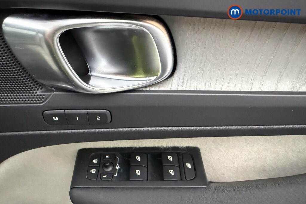 Used Volvo XC40 for sale - 78196915: Photo 26