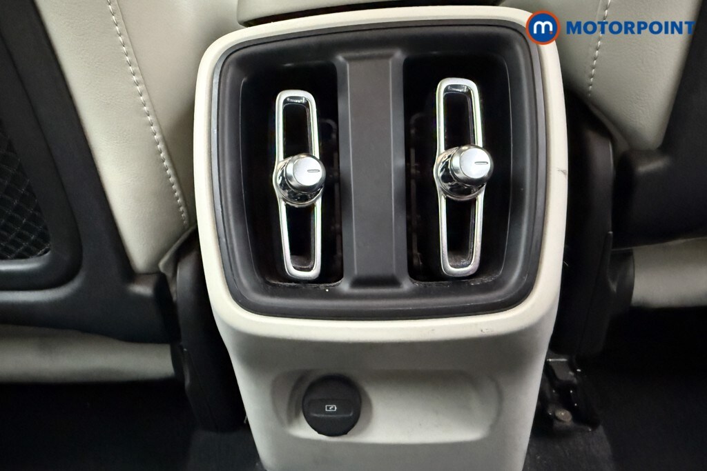 Used Volvo XC40 for sale - 78196915: Photo 30