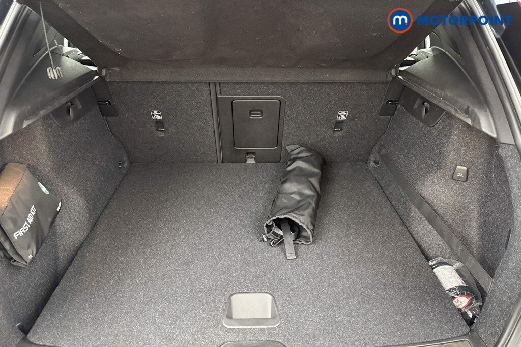 Used Volvo XC40 for sale - 78196915: Photo 31