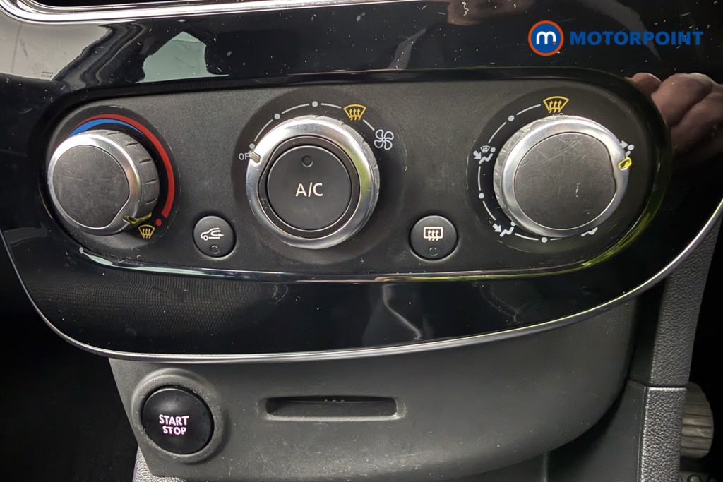 Used Renault Clio 2019 for sale - 77417881: Photo 24