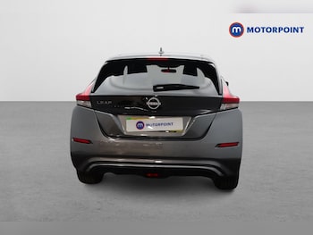 Used Nissan Leaf 2022 for sale - 76542437: Photo