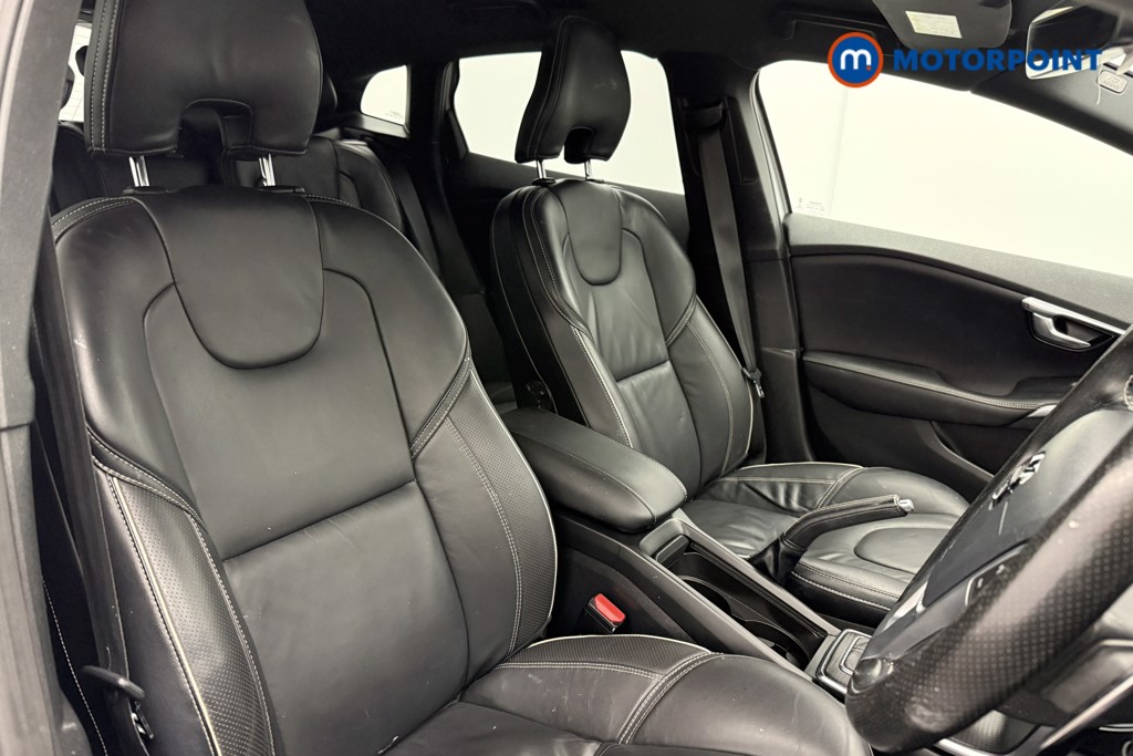 Used Volvo V40 2019 for sale - 77904178: Photo 14