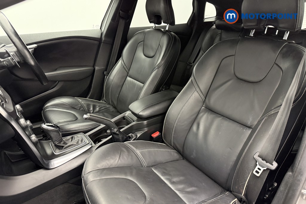 Used Volvo V40 2019 for sale - 77904178: Photo 15