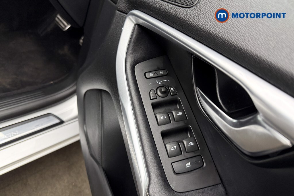 Used Volvo V40 2019 for sale - 77904178: Photo 24