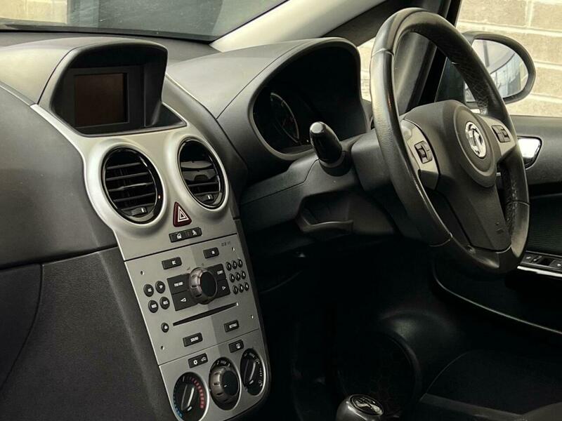 Used Vauxhall Corsa 2012 for sale - 77089523: Photo 11