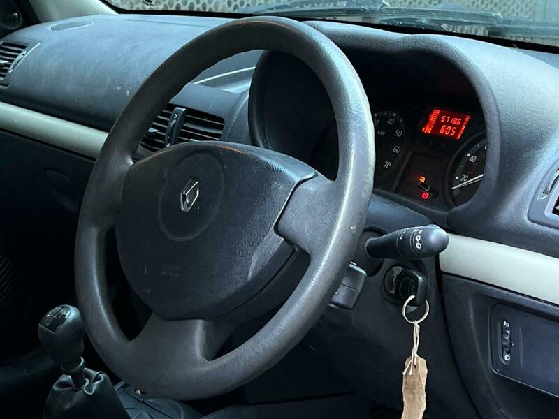 Used Renault Clio 2006 for sale - 77089533: Photo 13