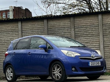 Used Toyota Verso 2011 for sale - 77089550: Photo