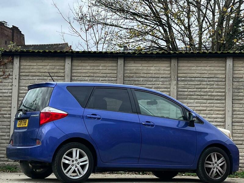 Used Toyota Verso 2011 for sale - 77089550: Photo 4