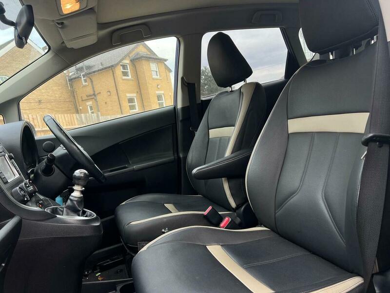 Used Toyota Verso 2011 for sale - 77089550: Photo 7