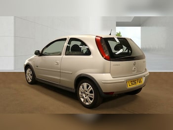 Used Vauxhall Corsa 2006 for sale - 79210654: Photo