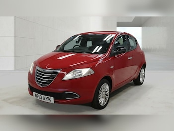 Used Chrysler Ypsilon 2013 for sale - 79210646: Photo