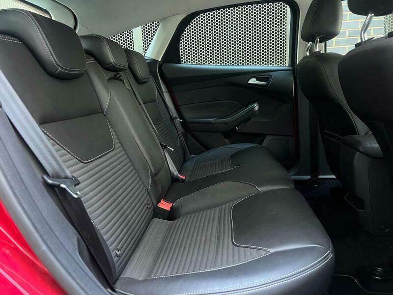 Used Ford Focus 2015 for sale - 77089516: Photo 11