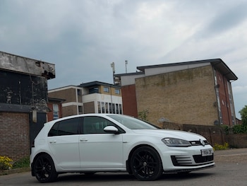 Used Volkswagen Golf 2014 for sale - 78659156: Photo