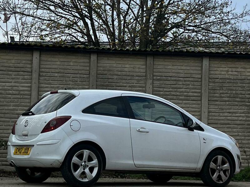 Used Vauxhall Corsa 2012 for sale - 77089563: Photo 4
