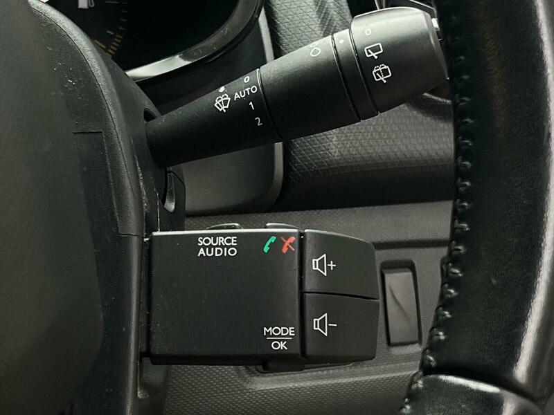 Used Renault Clio 2013 for sale - 77089567: Photo 11