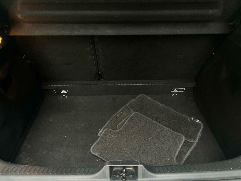 Used Renault Clio 2013 for sale - 77089567: Photo 20