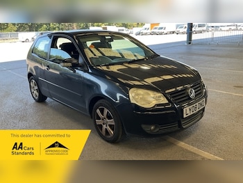 Used Volkswagen Polo 2008 for sale - 79394862: Photo
