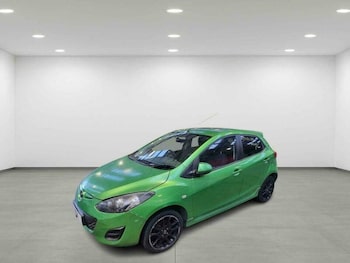 Used Mazda Mazda2 2011 for sale - 77089520: Photo