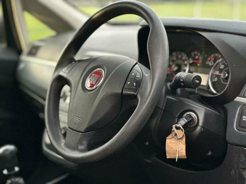 Used Fiat Grande Punto 2009 for sale - 77089558: Photo 8