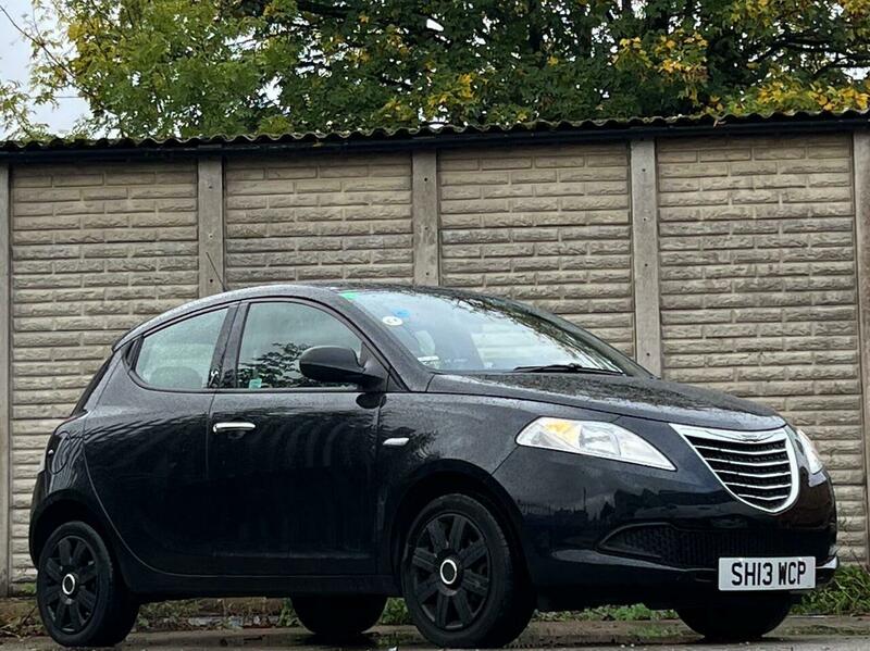 Used Chrysler Ypsilon 2013 for sale - 77089545: Photo 1