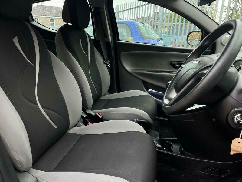 Used Chrysler Ypsilon 2013 for sale - 77089545: Photo 11