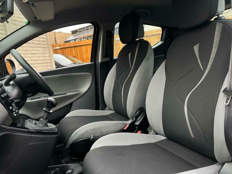 Used Chrysler Ypsilon 2013 for sale - 77089545: Photo 9