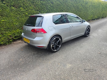 Used Volkswagen Golf 2017 for sale - 79756577: Photo