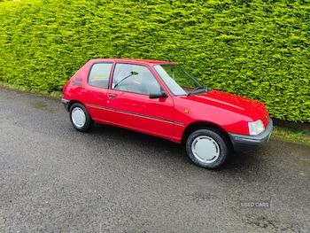 Used Peugeot 205 1992 for sale - 76201763: Photo