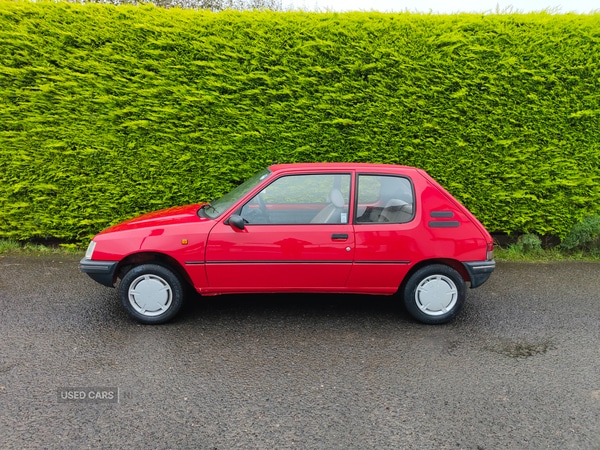 Used Peugeot 205 1992 for sale - 76201763: Photo 7
