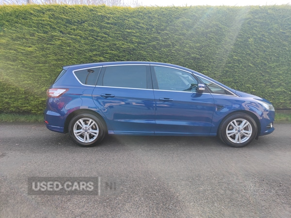 Used Ford S-Max 2017 for sale - 77982817: Photo 2