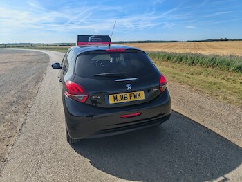 Used Peugeot 208 2016 for sale - 78970443: Photo