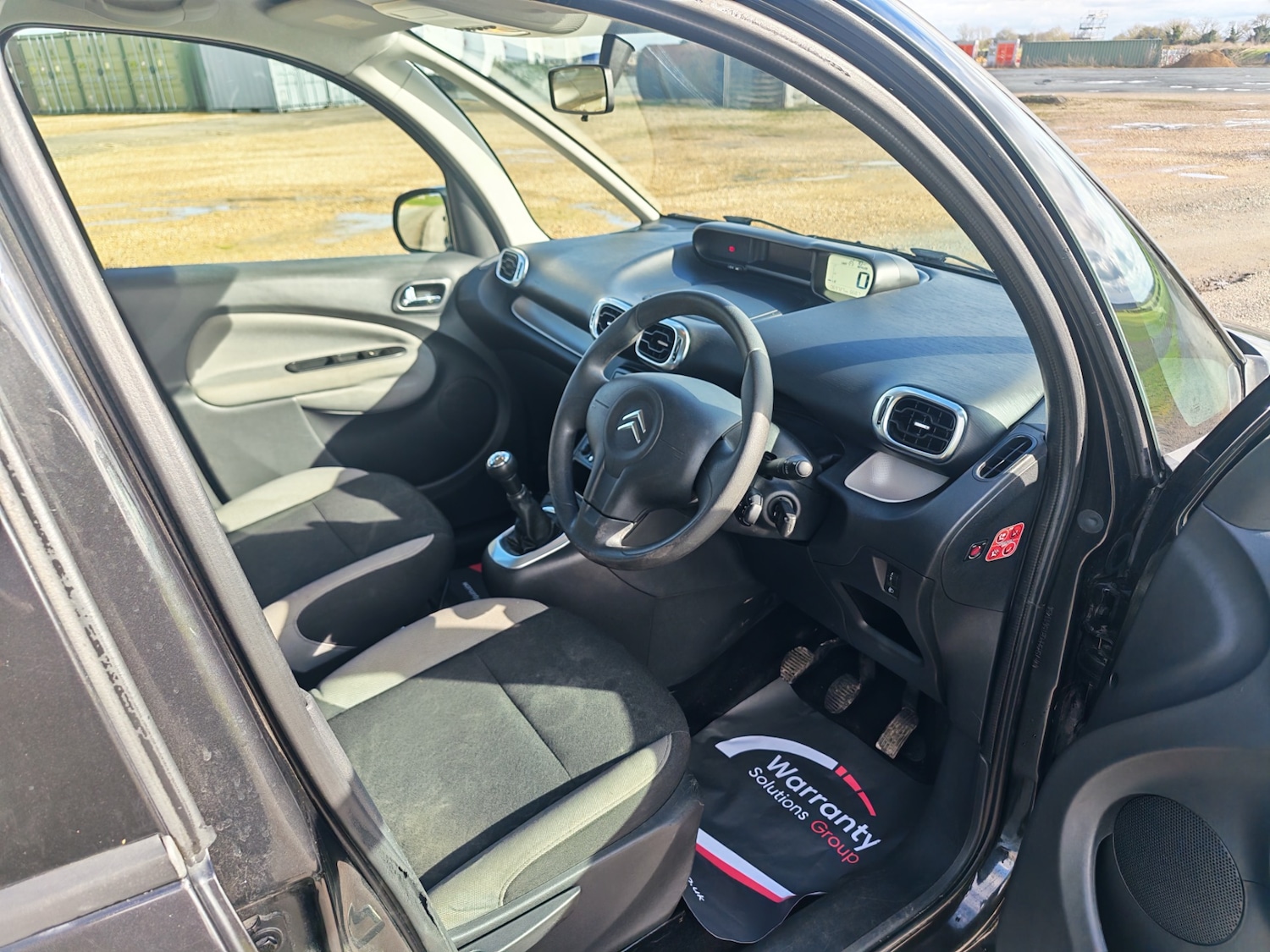 Used Citroen C3 Picasso 2012 for sale - 77702655: Photo 18