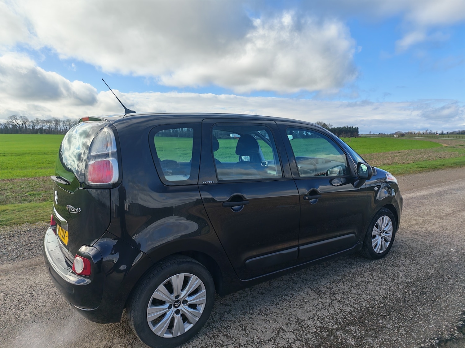 Used Citroen C3 Picasso 2012 for sale - 77702655: Photo 5