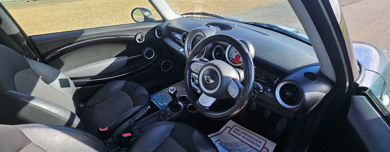 Used MINI Hatch 2009 for sale - 76382708: Photo 12