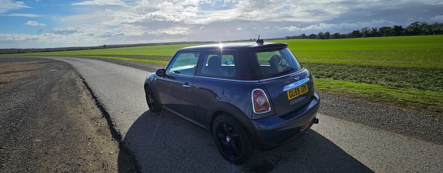 Used MINI Hatch 2009 for sale - 76382708: Photo 2