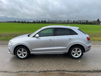 Used Audi Q3 2015 for sale - 77517795: Photo