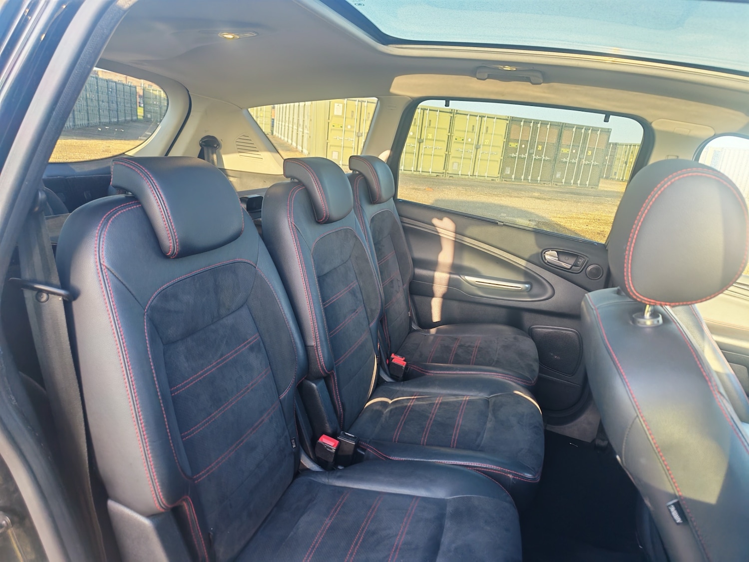 Used Ford S-Max 2012 for sale - 77370464: Photo 12