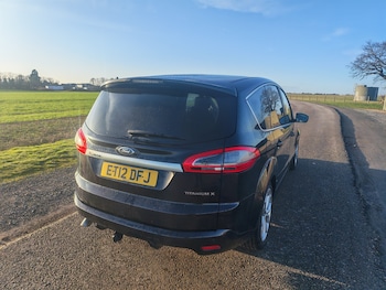 Used Ford S-Max 2012 for sale - 77370464: Photo