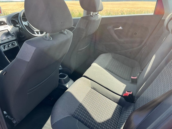 Used Volkswagen Polo 2015 for sale - 75558891: Photo 10