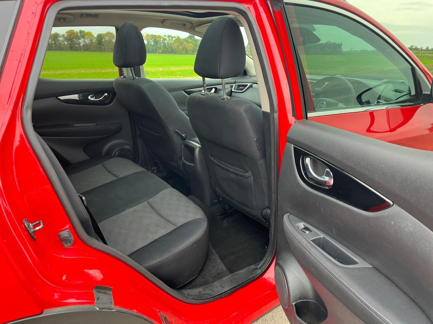 Used Nissan Qashqai 2014 for sale - 76311079: Photo 30
