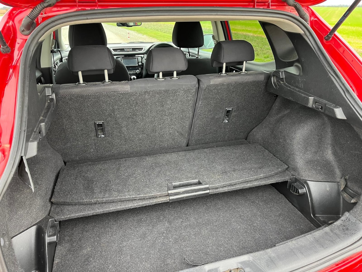 Used Nissan Qashqai 2014 for sale - 76311079: Photo 8