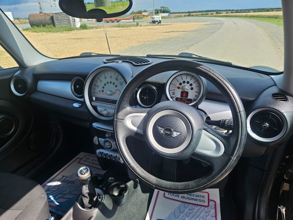 Used MINI Hatch 2009 for sale - 75442758: Photo 10