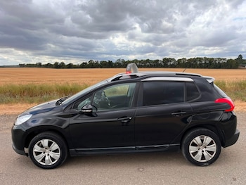 Used Peugeot 2008 2015 for sale - 79367242: Photo