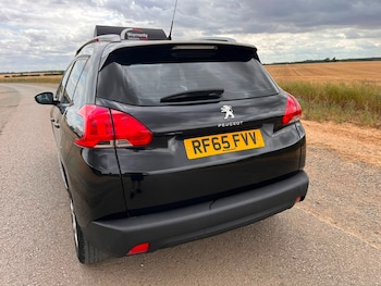 Used Peugeot 2008 2015 for sale - 79367242: Photo