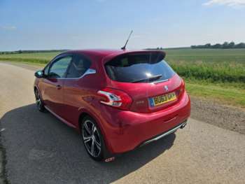 Used Peugeot 208 2013 for sale - 74914492: Photo
